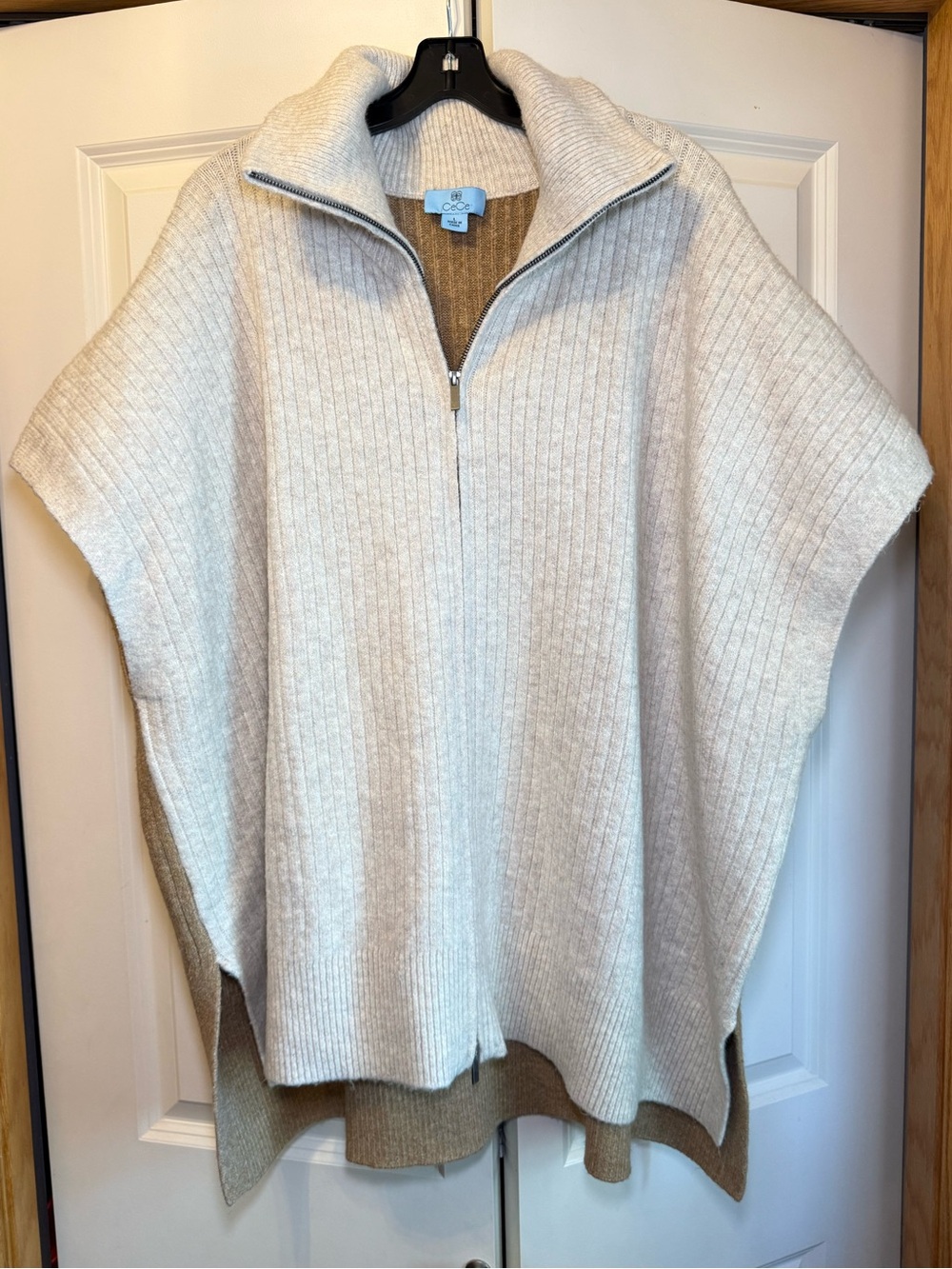 CeCe Cream and Tan Ribbed Multi-Way Zip-Up Sweater Poncho